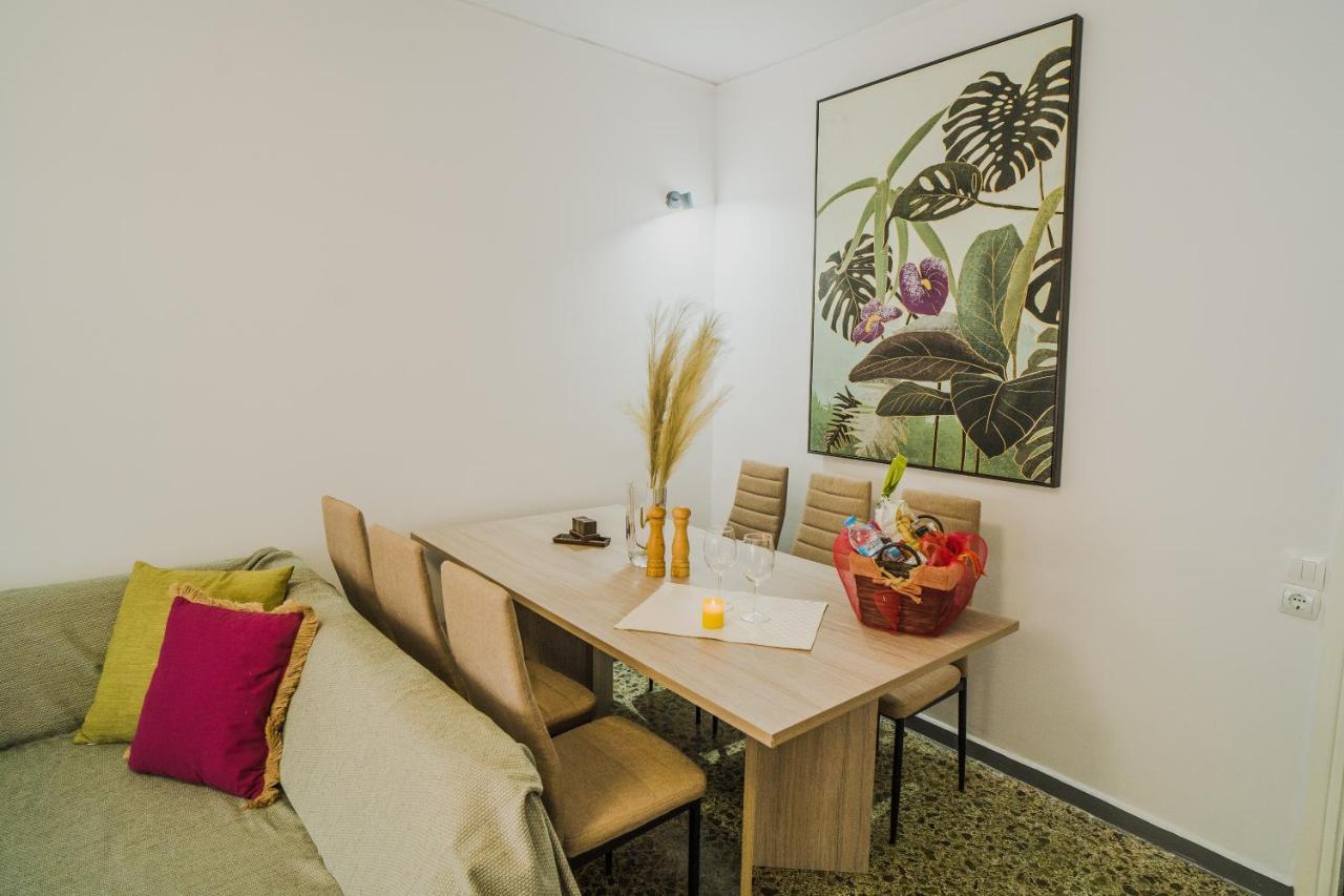 Green Apartment Ground Floor Feel Like Home Properties Saronida Extérieur photo
