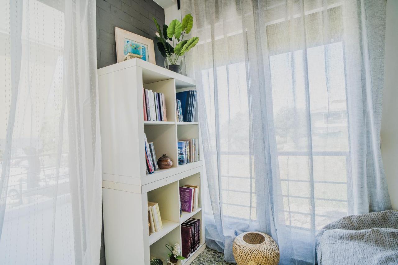 Green Apartment Ground Floor Feel Like Home Properties Saronida Extérieur photo